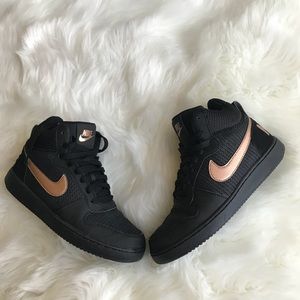 Nike Court Borough Mid Ladies High Top Trainers